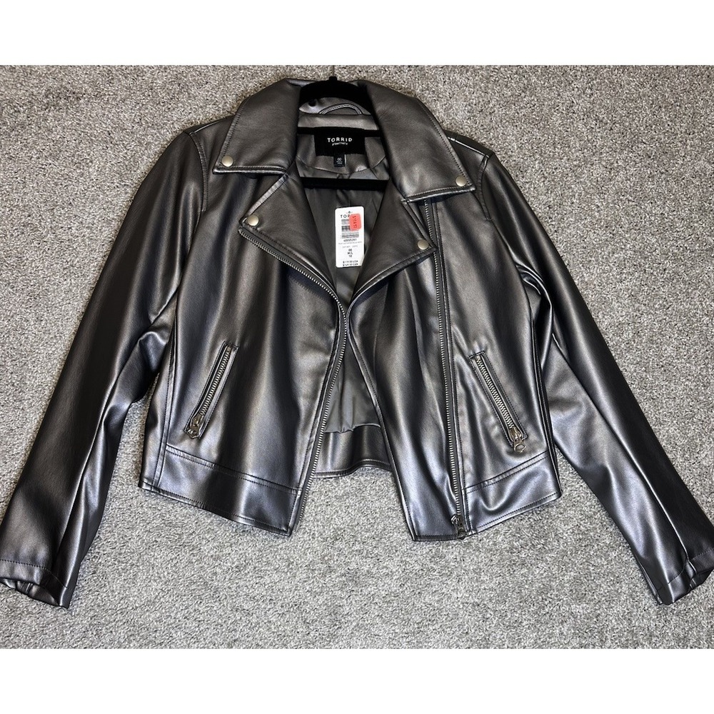 Torrid Faux Leather Moto Jacket Black Metallic Size 00 M/L NWT Biker Zip‎ Coat